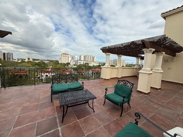 101 Sidonia Ave 301, Coral Gables, FL 33134