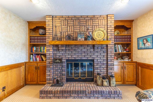 1210 N 158th Avenue, Omaha, NE 68118