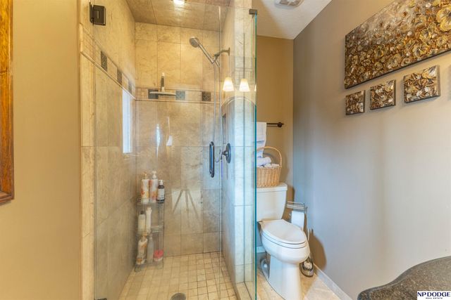1210 N 158th Avenue, Omaha, NE 68118