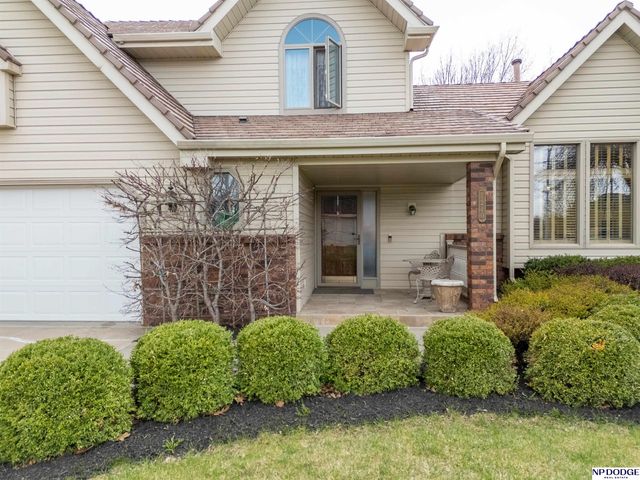 1210 N 158th Avenue, Omaha, NE 68118