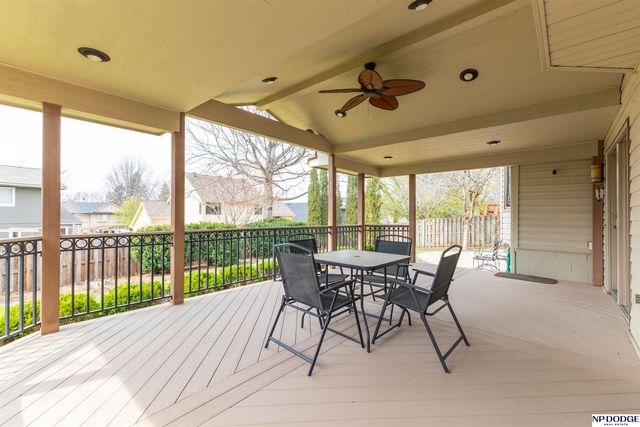 1210 N 158th Avenue, Omaha, NE 68118
