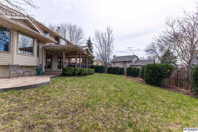 1210 N 158th Avenue, Omaha, NE 68118