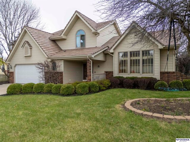 1210 N 158th Avenue, Omaha, NE 68118