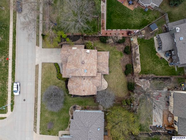 1210 N 158th Avenue, Omaha, NE 68118