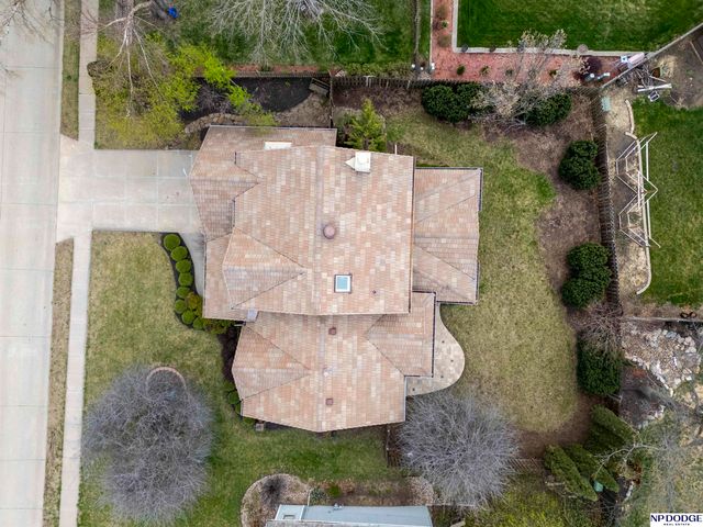 1210 N 158th Avenue, Omaha, NE 68118
