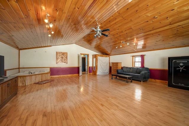 40 VT-15, Cambridge, VT 05444