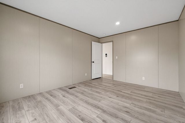 986 Dry Creek Rd, Smithville, TN 37166