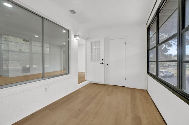 330 Pine Ridge Circle B-2, Greenacres, FL 33463