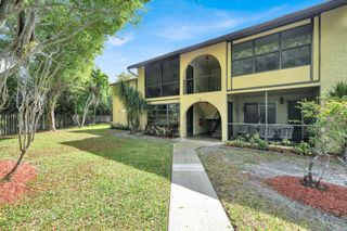 330 Pine Ridge Circle B-2, Greenacres, FL 33463