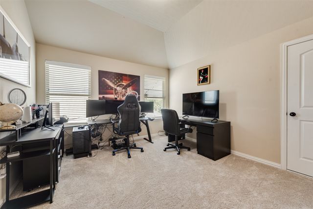 920 Sheldon Road, Argyle, TX 76226