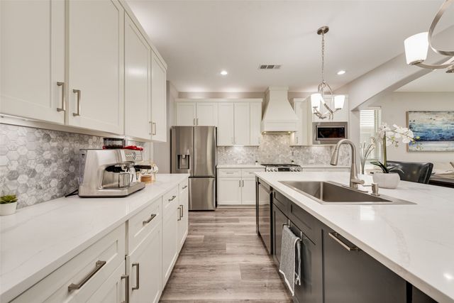 920 Sheldon Road, Argyle, TX 76226
