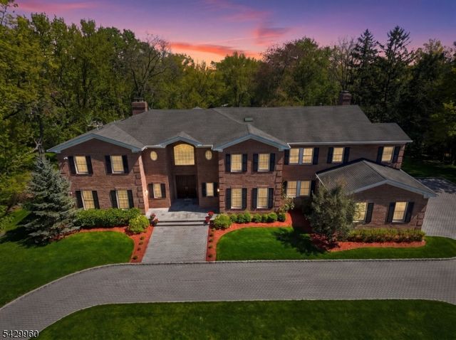 6 Grosvenor Rd, Millburn Twp., NJ 07078