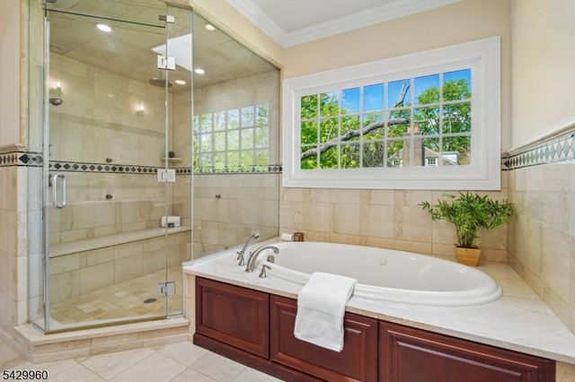 6 Grosvenor Rd, Millburn Twp., NJ 07078