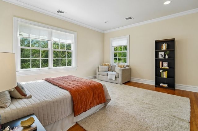 6 Grosvenor Rd, Millburn Twp., NJ 07078