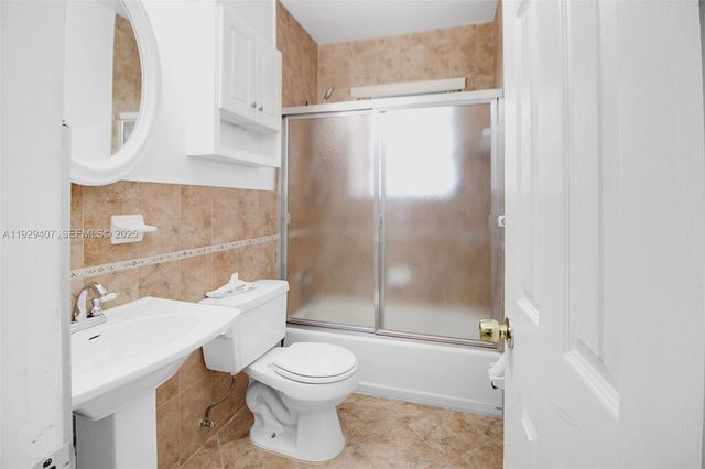 14655 NW River Dr, Miami, FL 33167