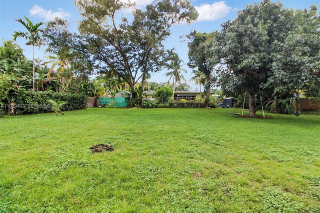 14655 NW River Dr, Miami, FL 33167