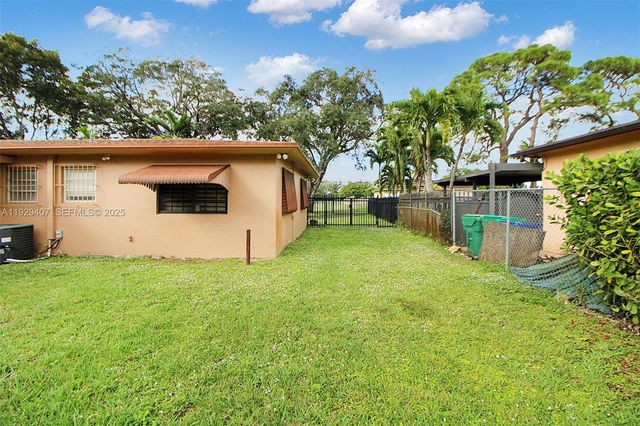 14655 NW River Dr, Miami, FL 33167