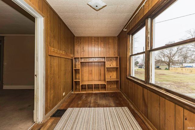 8060 W 900 S, Fairmount, IN 46928