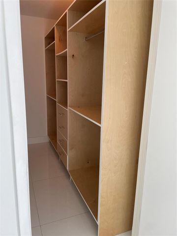 16001 COLLINS AVE 502, Sunny Isles Beach, FL 33160