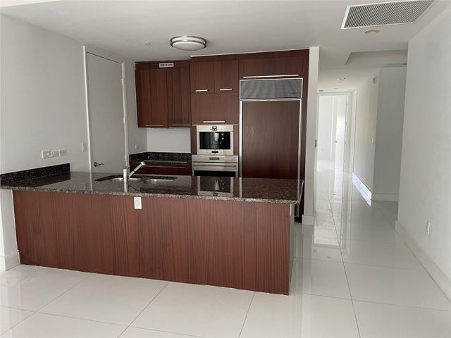 16001 COLLINS AVE 502, Sunny Isles Beach, FL 33160