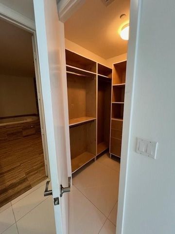 16001 COLLINS AVE 502, Sunny Isles Beach, FL 33160