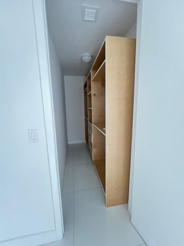 16001 COLLINS AVE 502, Sunny Isles Beach, FL 33160