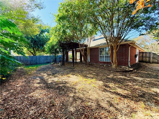 3607 Vienna Drive, College Station, TX 77845