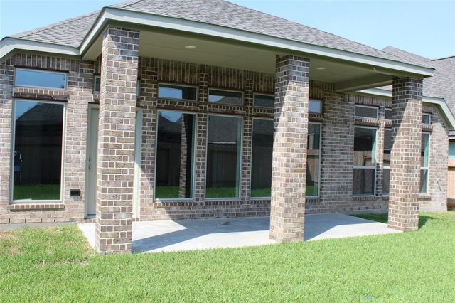 1335 Paradise Creek Lane, Rosenberg, TX 77471