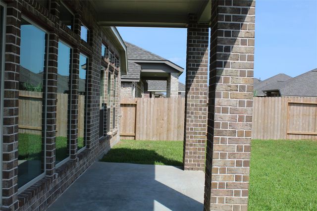 1335 Paradise Creek Lane, Rosenberg, TX 77471