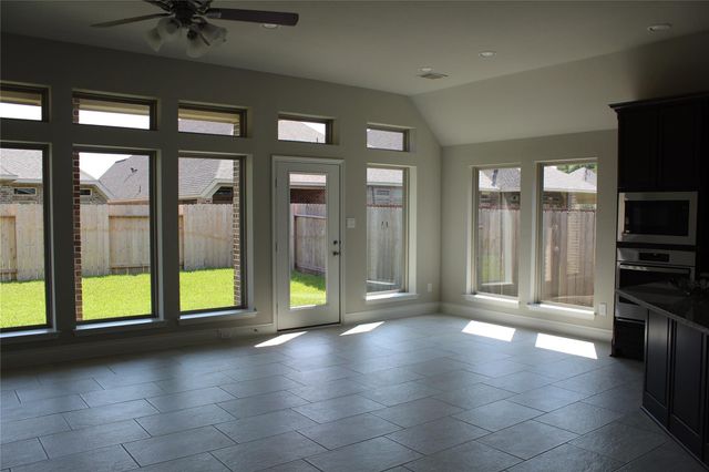 1335 Paradise Creek Lane, Rosenberg, TX 77471