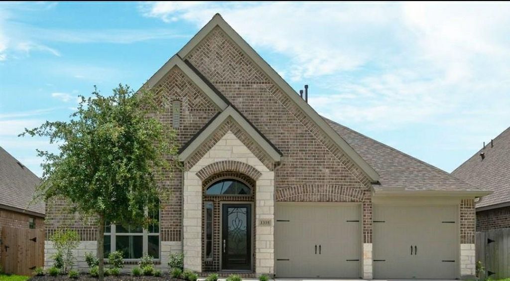 1335 Paradise Creek Lane, Rosenberg, TX 77471