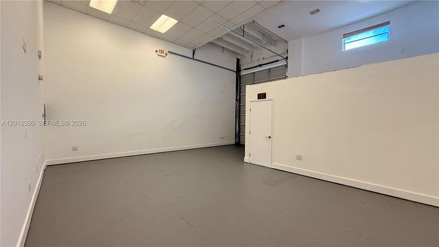 8283 NW 64th St 2, Medley, FL 33166