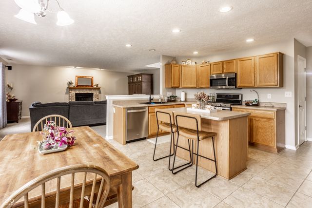 6589 Avalon Boulevard, Avon, IN 46123