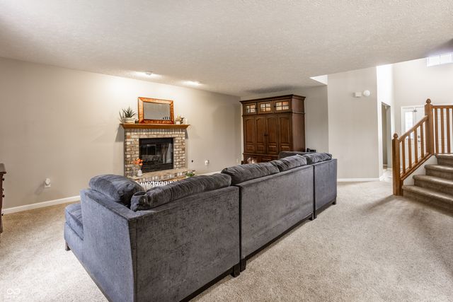 6589 Avalon Boulevard, Avon, IN 46123