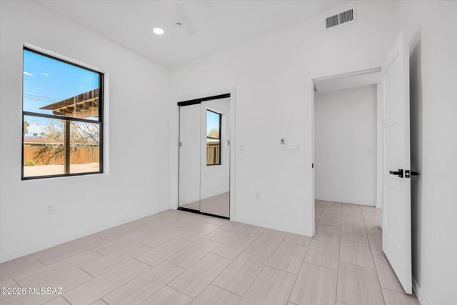 4005 E 17th Street, Tucson, AZ 85711