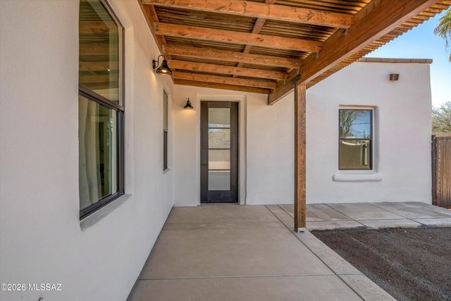 4005 E 17th Street, Tucson, AZ 85711