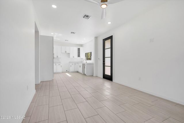 4005 E 17th Street, Tucson, AZ 85711