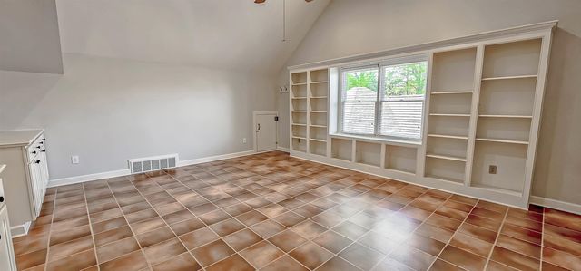 8065 STONEWYCK RD, Germantown, TN 38138