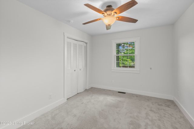 16 Meadowbrook Dr, Frankfort, KY 40601
