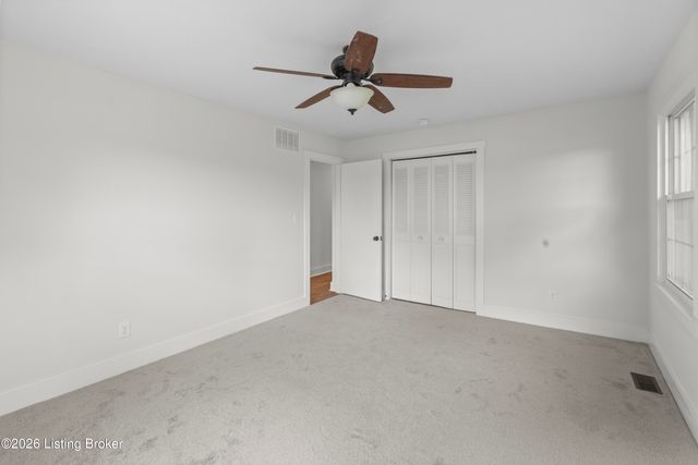 16 Meadowbrook Dr, Frankfort, KY 40601