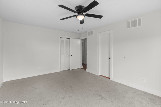16 Meadowbrook Dr, Frankfort, KY 40601