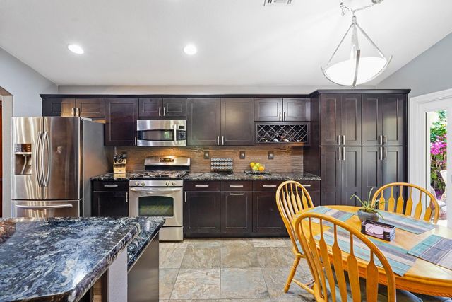 745 Arabesque Cir, Roseville, CA 95678