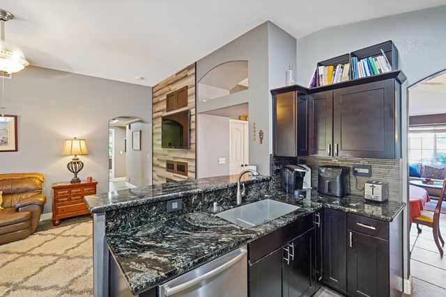 745 Arabesque Cir, Roseville, CA 95678