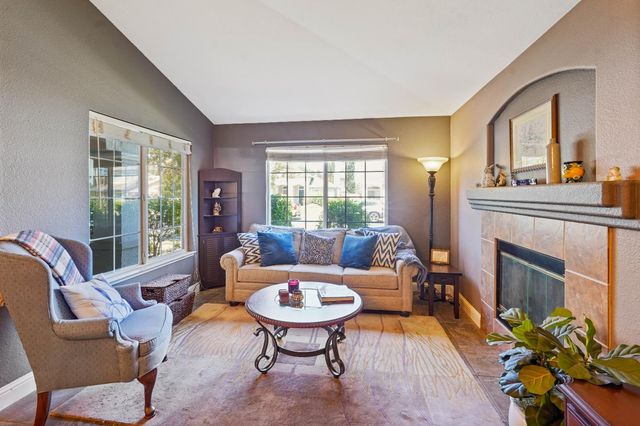 745 Arabesque Cir, Roseville, CA 95678