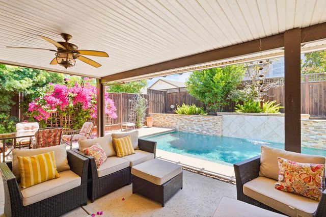745 Arabesque Cir, Roseville, CA 95678