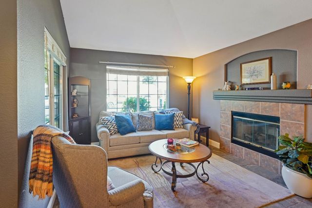 745 Arabesque Cir, Roseville, CA 95678