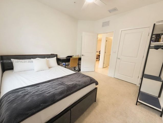 217 SW 170th Ave, Pembroke Pines, FL 33027