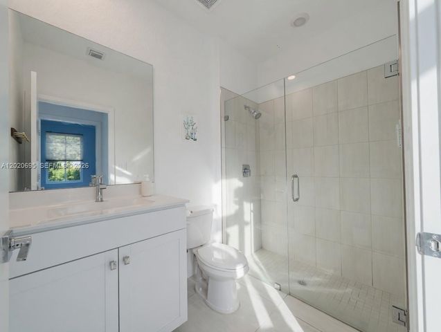 217 SW 170th Ave, Pembroke Pines, FL 33027