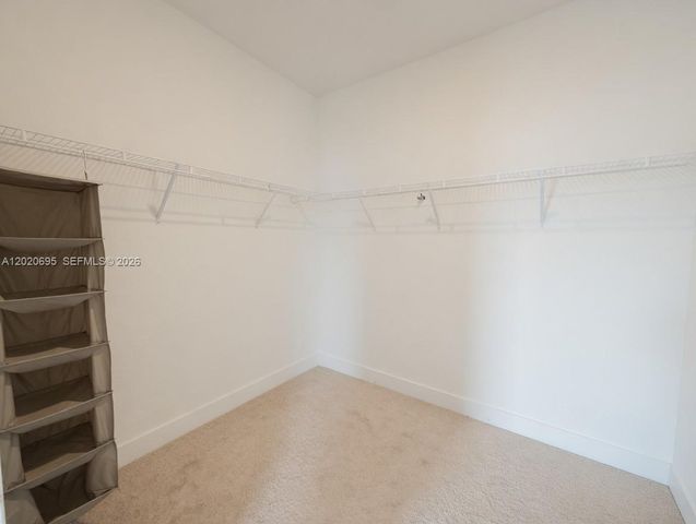 217 SW 170th Ave, Pembroke Pines, FL 33027