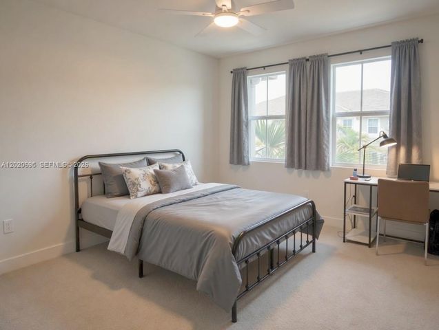 217 SW 170th Ave, Pembroke Pines, FL 33027
